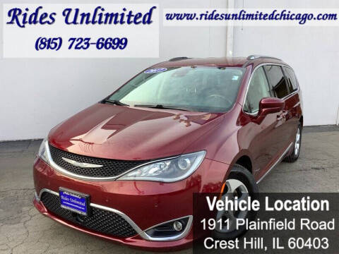 2017 Chrysler Pacifica Touring-L Plus