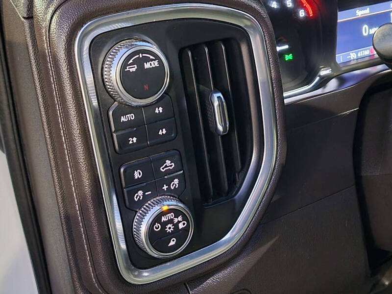 2022 GMC Sierra 1500 Limited SLT photo 19