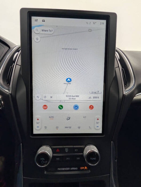 2022 Ford Edge Titanium