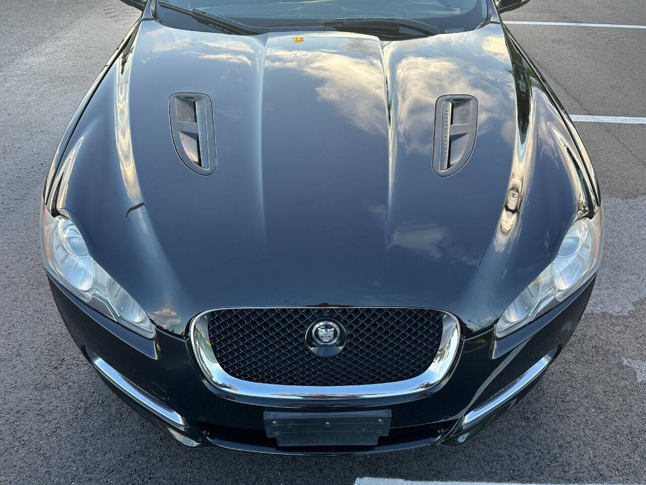 2011 Jaguar XF  - $13,900