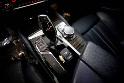 2018 BMW 5 Series 530i