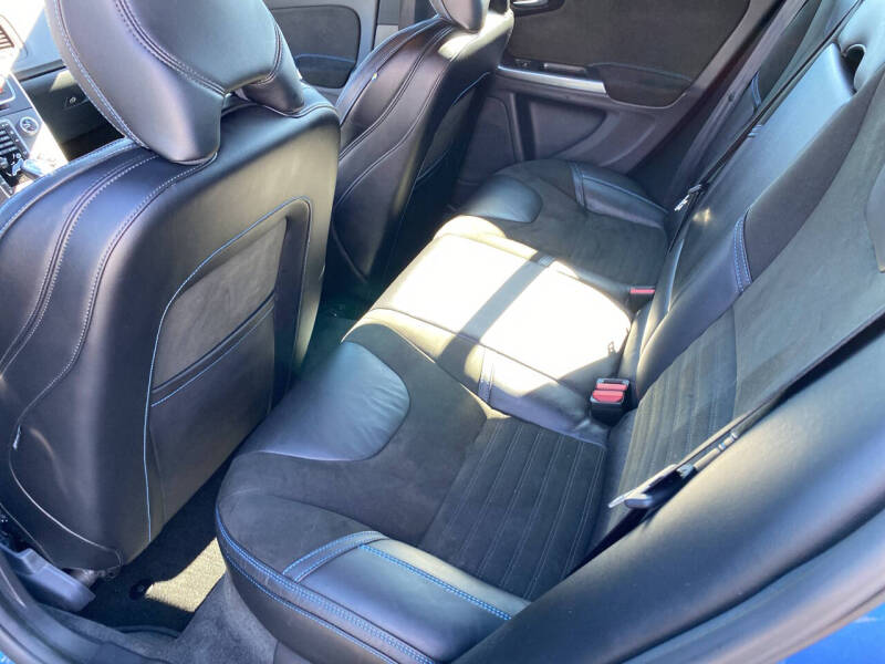 2018 Volvo V60 T6 Polestar