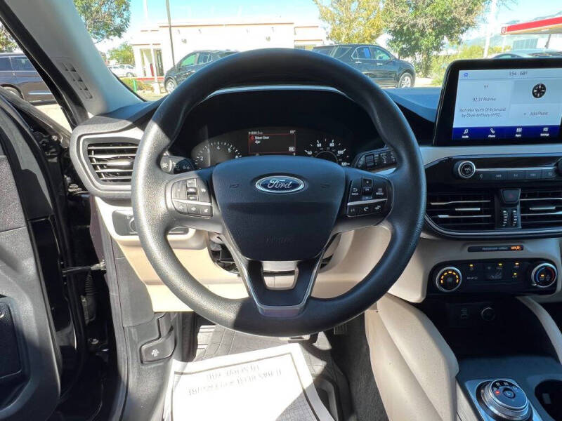 2021 Ford Escape SE