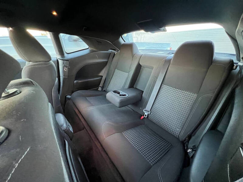 2018 Dodge Challenger SXT