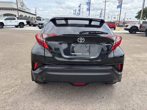 2021 Toyota C-HR LE