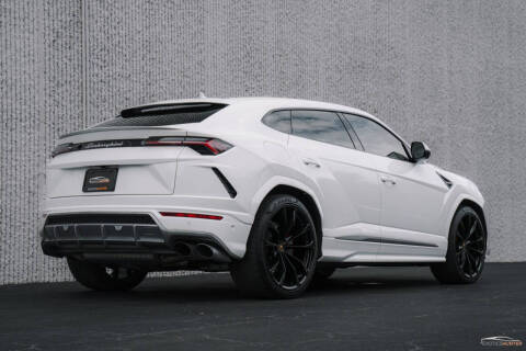 2021 Lamborghini Urus