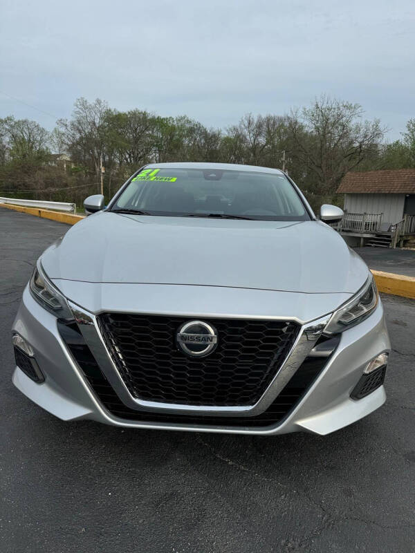 2021 Nissan Altima 2.5 SV