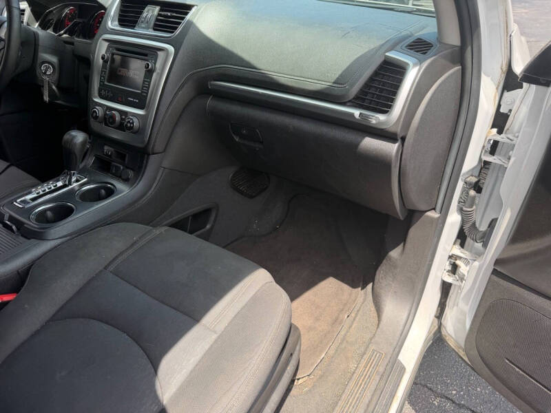 2016 GMC Acadia SLE-1