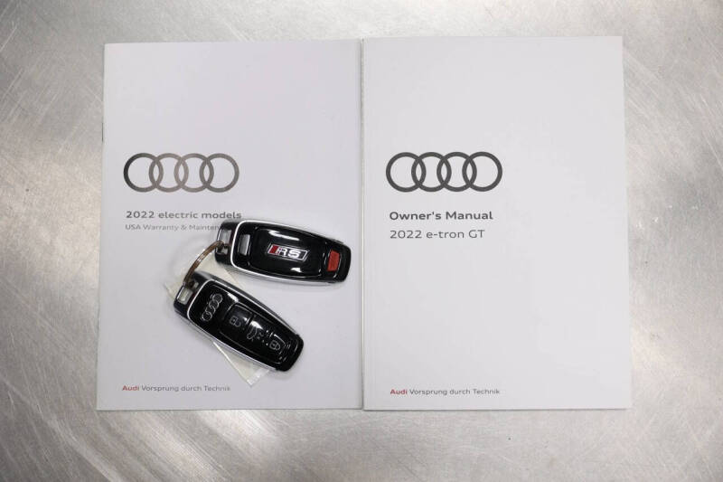 2022 Audi RS e-tron GT quattro