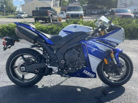 2014 Yamaha YZF-R1