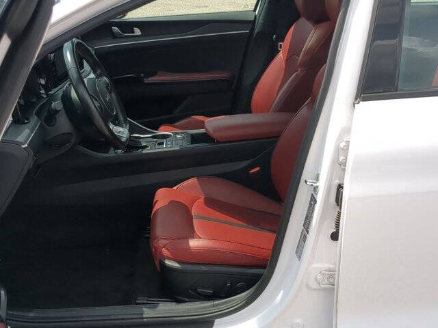 2023 Kia K5