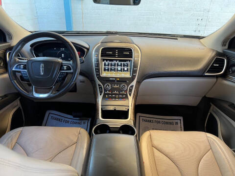 2019 Lincoln Nautilus Reserve