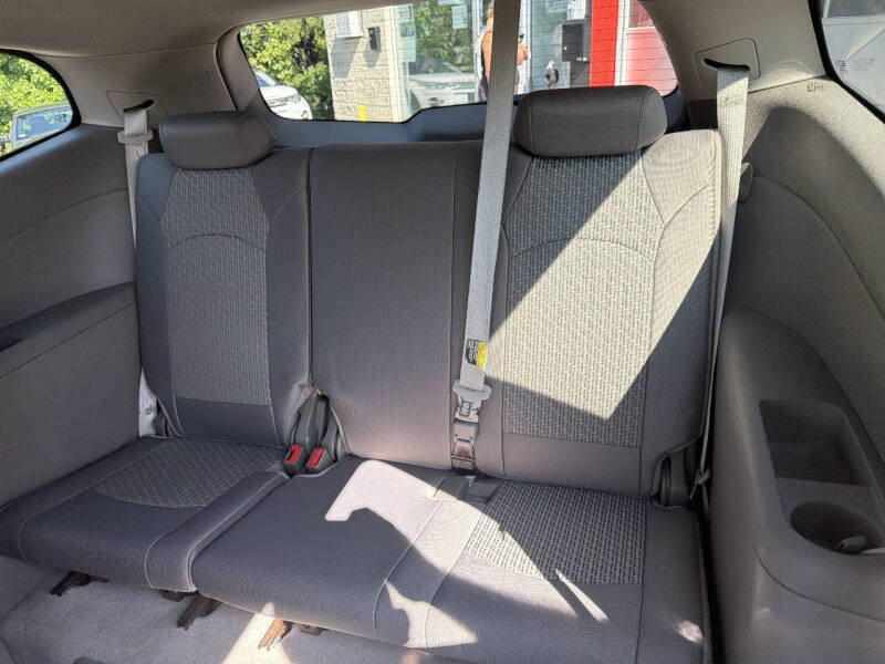 2012 Chevrolet Traverse LS