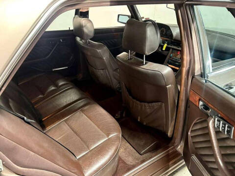 1991 Mercedes-Benz 560-Class 560 SEL