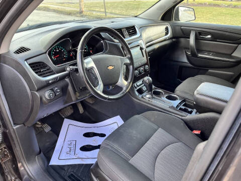 2017 Chevrolet Traverse LT