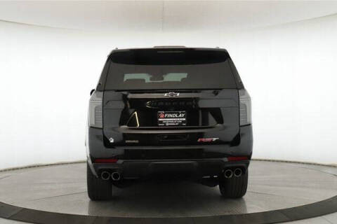 2025 Chevrolet Suburban RST