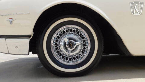 1962 Ford Thunderbird
