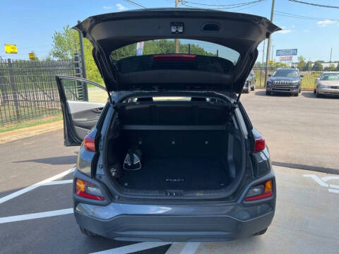 2021 Hyundai Kona SEL Plus