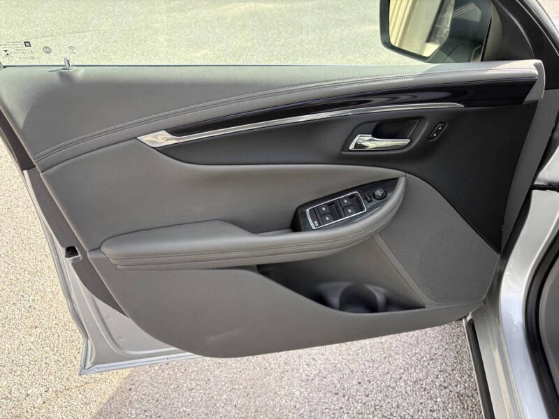 2019 Chevrolet Impala LT