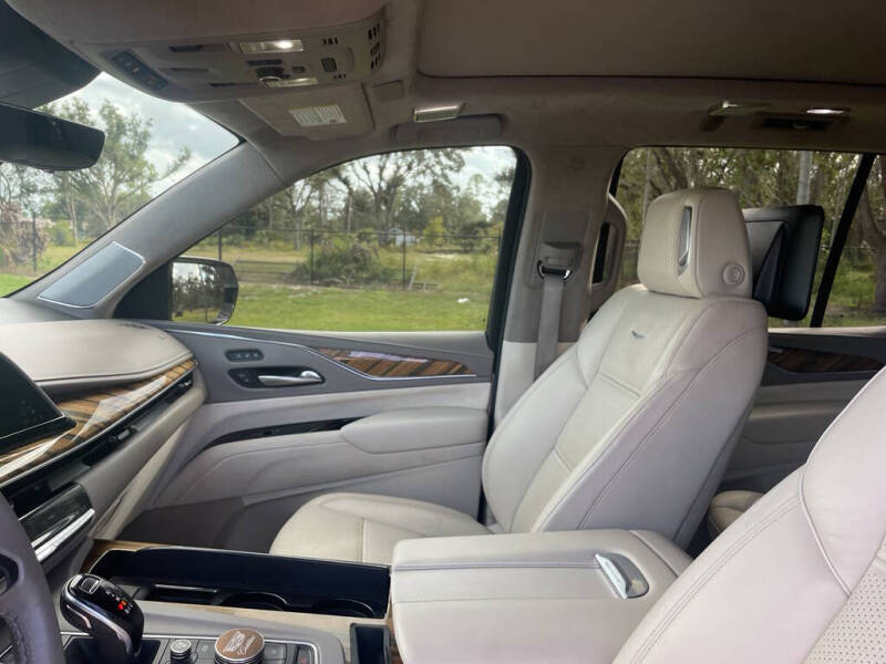 2021 Cadillac Escalade Premium Luxury Platinum