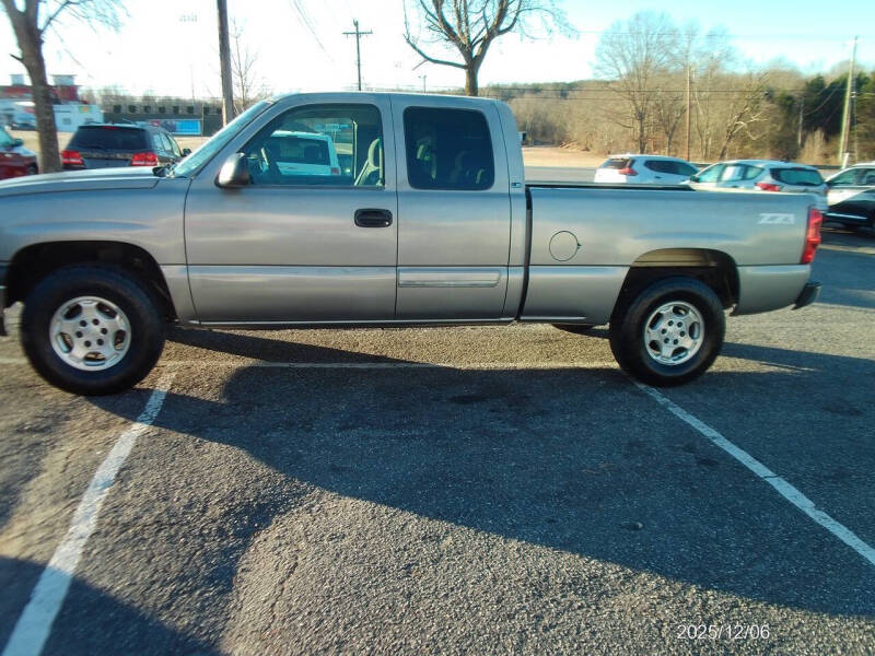2003 Chevrolet Silverado 1500 LS