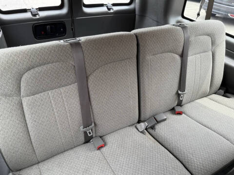 2022 Chevrolet Express LS 3500