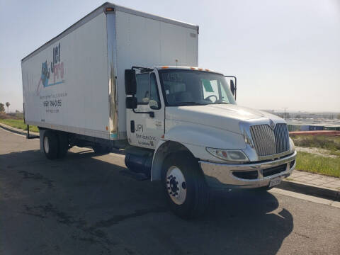 2005 International DuraStar 4300 for sale at A2B AUTO SALES in Chula Vista CA