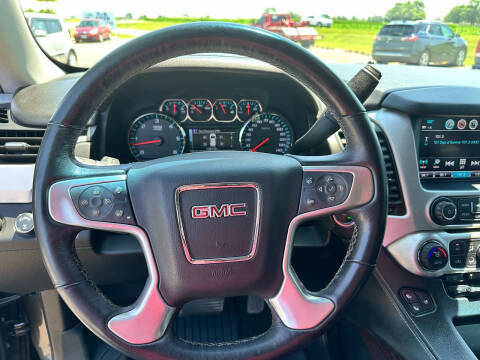 2017 GMC Yukon SLT