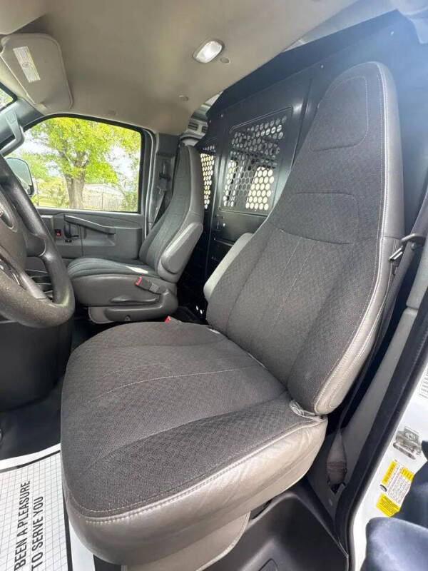 2020 GMC Savana 2500