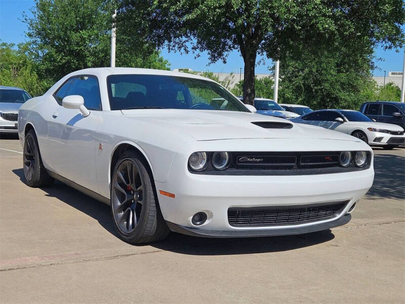 2022 Dodge Challenger