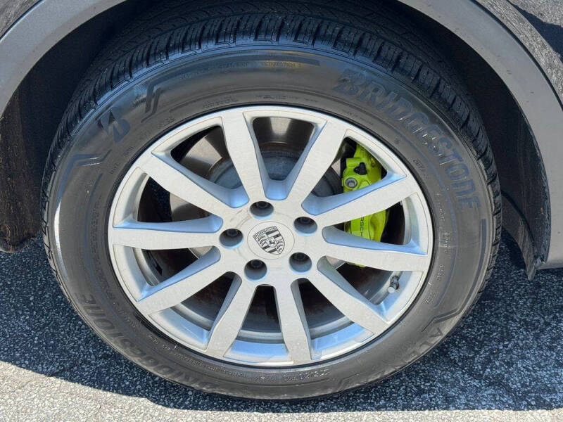 2019 Porsche Cayenne E-Hybrid