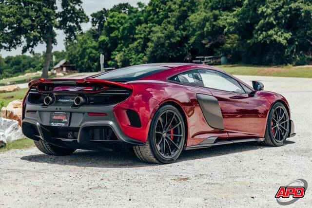 2016 McLaren 675LT