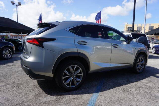 2017 Lexus NX 200t
