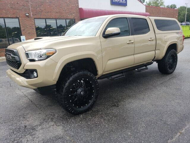 2017 Toyota Tacoma TRD Sport