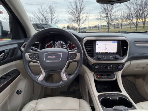 2021 GMC Acadia Denali