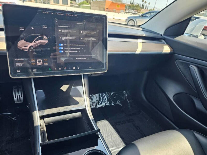 2020 Tesla Model 3 Standard Range Plus