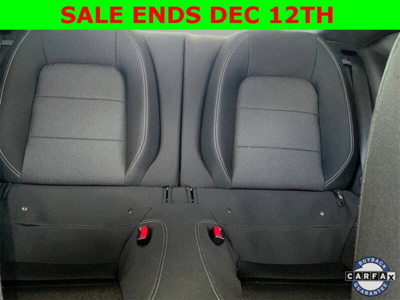 2017 Ford Mustang V6