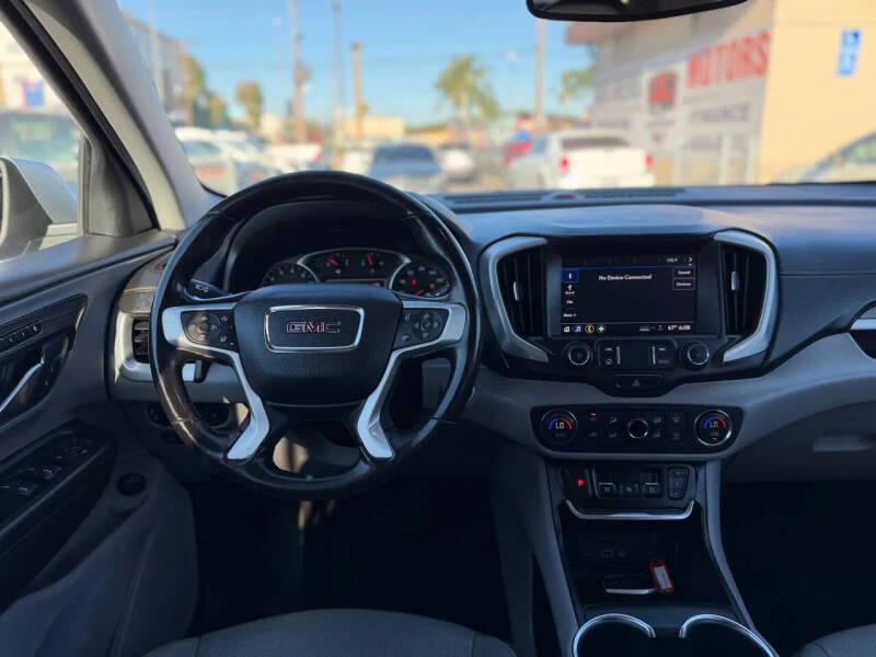 2020 GMC Terrain SLT