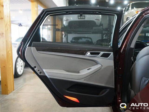 2015 Hyundai Genesis