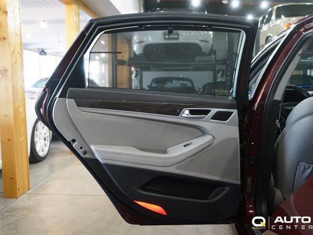 2015 Hyundai Genesis