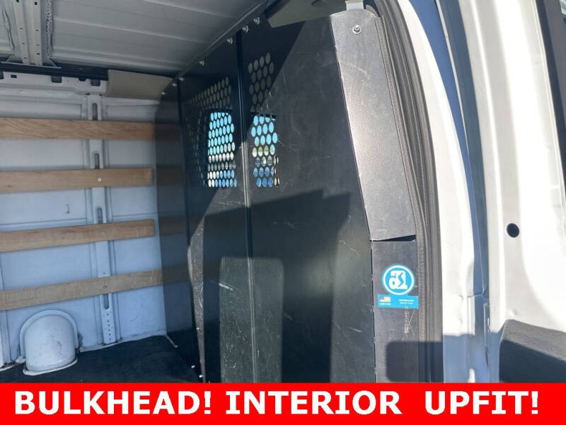 2024 GMC Savana 2500