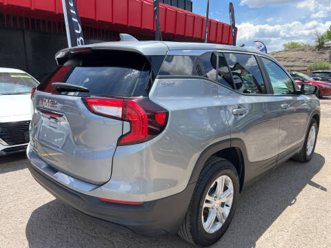 2024 GMC Terrain SLE