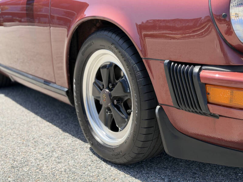 1985 Porsche 911 Carrera