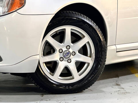 2009 Volvo V70 3.2