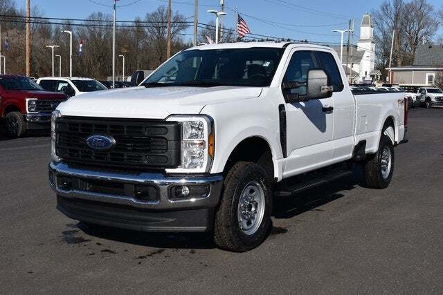 2025 Ford F-350 Super Duty XL
