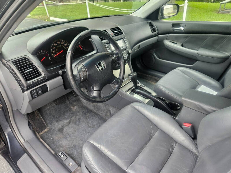 2003 Honda Accord EX photo 23