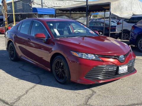 2019 Toyota Camry Hybrid LE