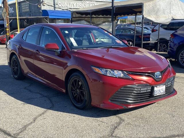 2019 Toyota Camry Hybrid LE