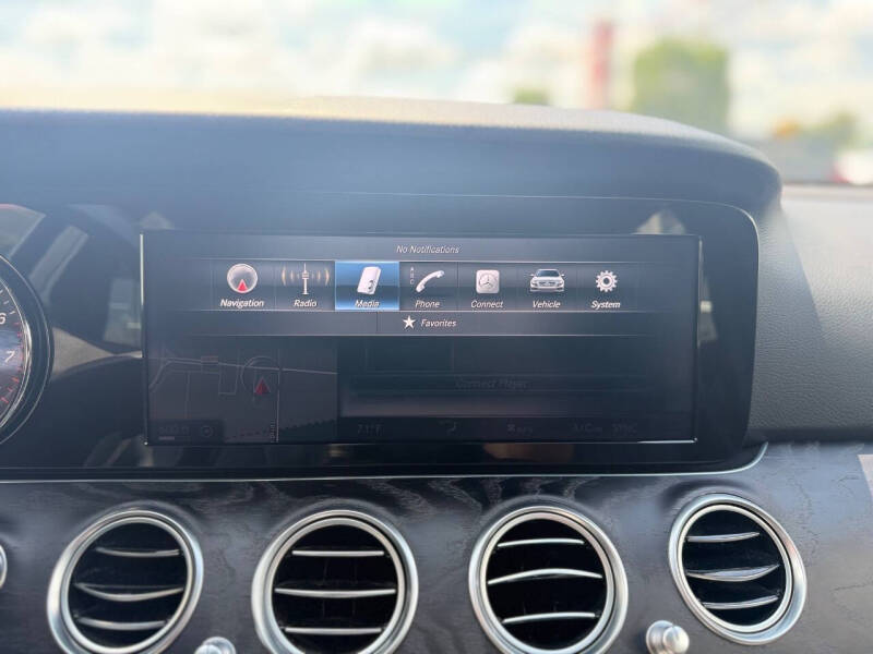 2017 Mercedes-Benz E-Class E 300 4MATIC