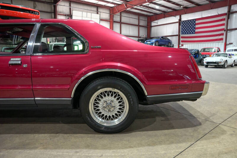 1990 Lincoln Mark VII LSC